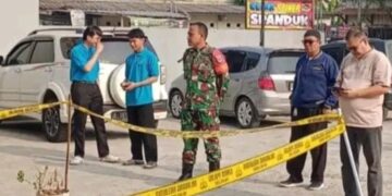 Geger! Warga Sawangan Temukan Jasad Bayi Laki – Laki Terbungkus Plastik di Dalam Tong Sampah
